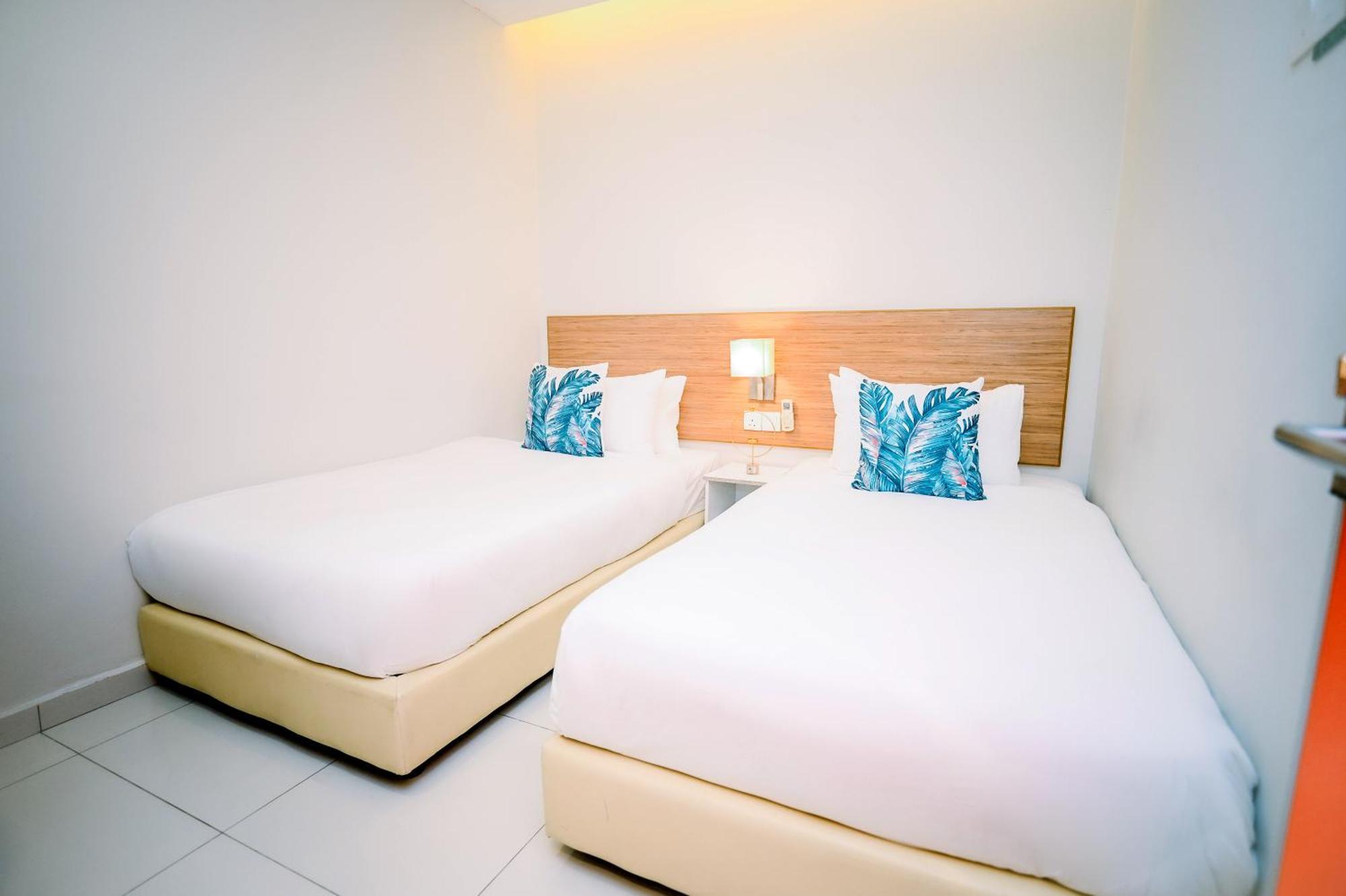 Swing & Pillows - Kelana Jaya Selangor ペタリンジャヤ エクステリア 写真